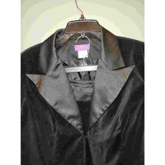 Suzanne Somers Suit - Picture 2 of 11